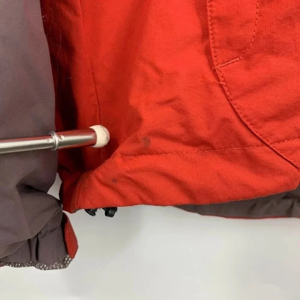 The North Face Men's Hydrenalite Two Tone Red Long Sleeve Hooded Jacket‎ Size M